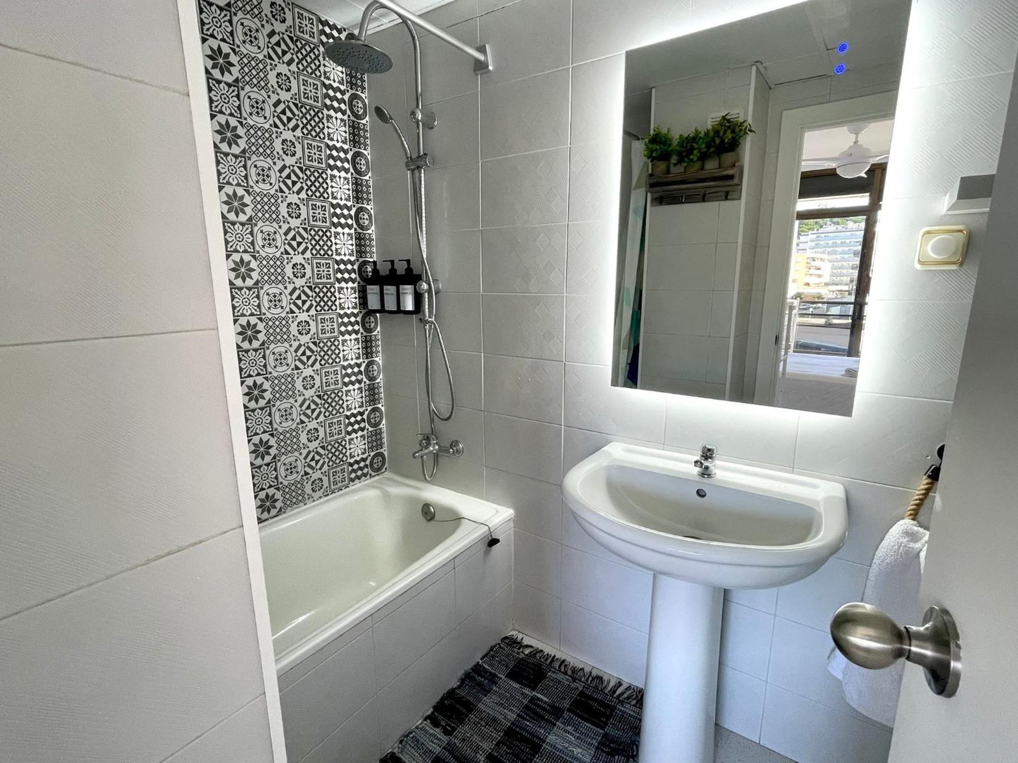 Apartemento Piscina Centro Calella 3 Min Playa Exteriör bild